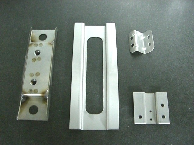 板金加工品(曲げ・溶接)
